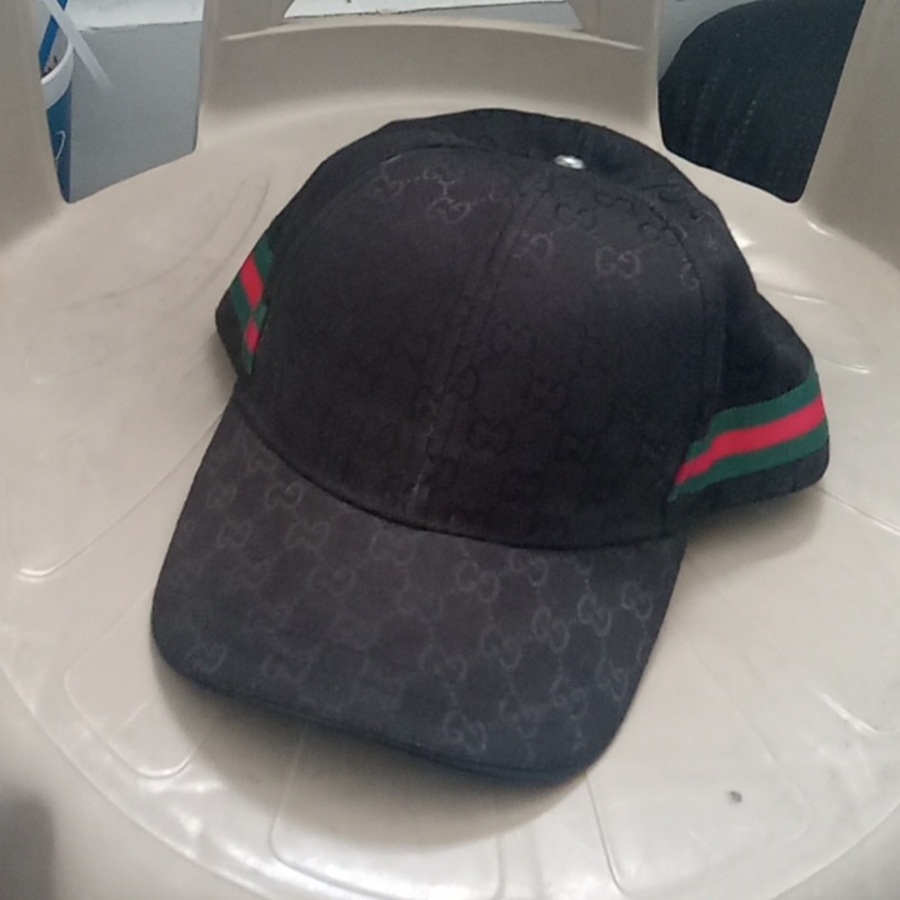 Gucci hat